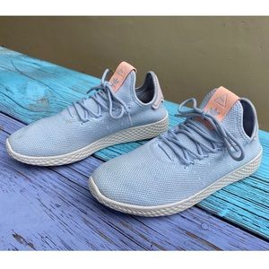 Women's Pharrell Williams Tennis HU Sneaker